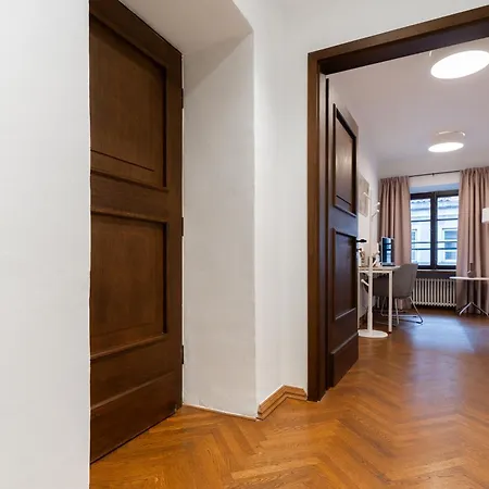 Old Town Concierge Muzeum Warszawy