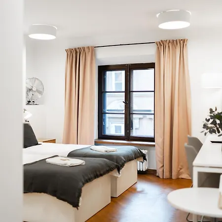 Old Town Concierge Muzeum Warszawy * Varsovia